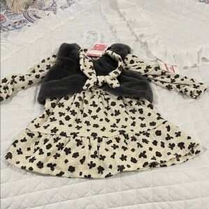 btween Cream and Black Kids Matching Set